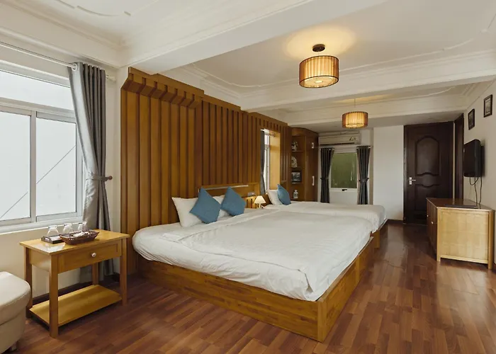 Hanoi Central Park Hotel